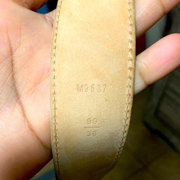 Women’s authentic LV belt... - Picture 2 of 7